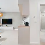 Milano 12